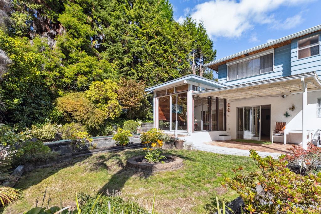 listing image 1106972293415255907