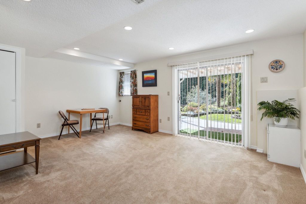 listing image 1109072876178121017