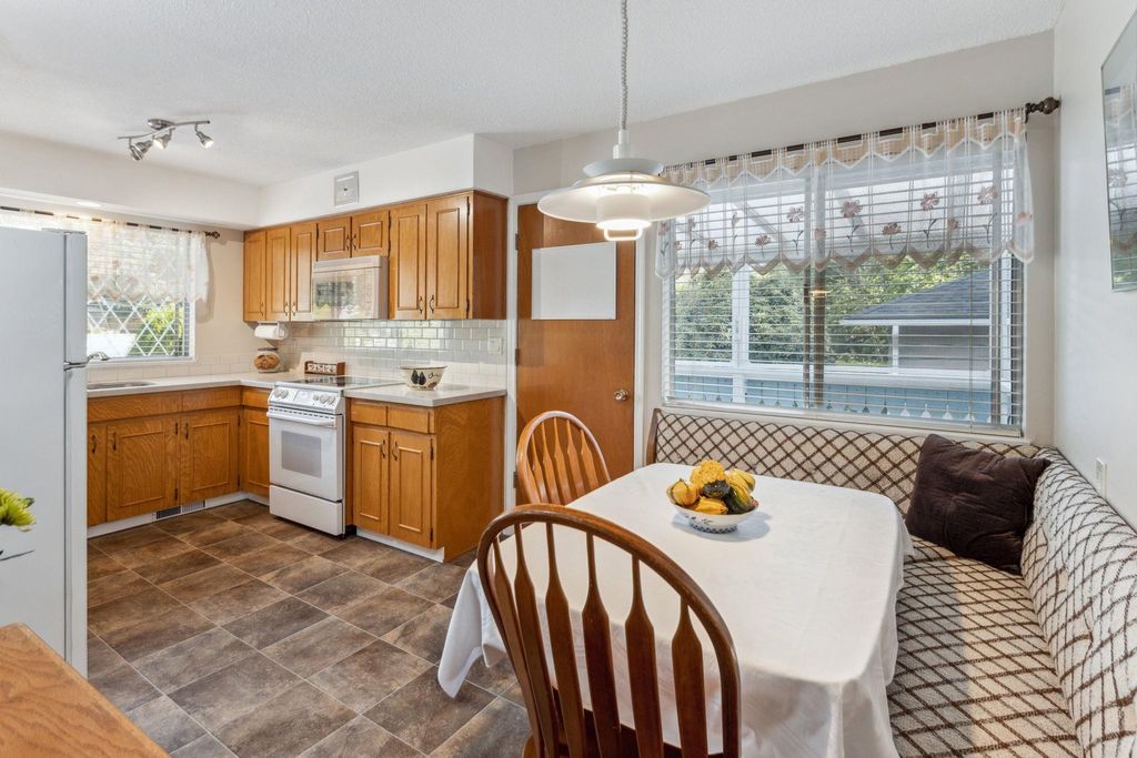 listing image 1107878711595406438
