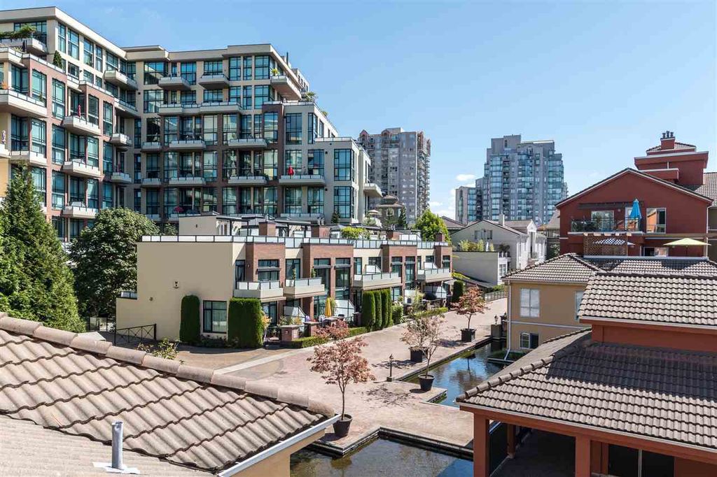 listing image 1103026418467654079