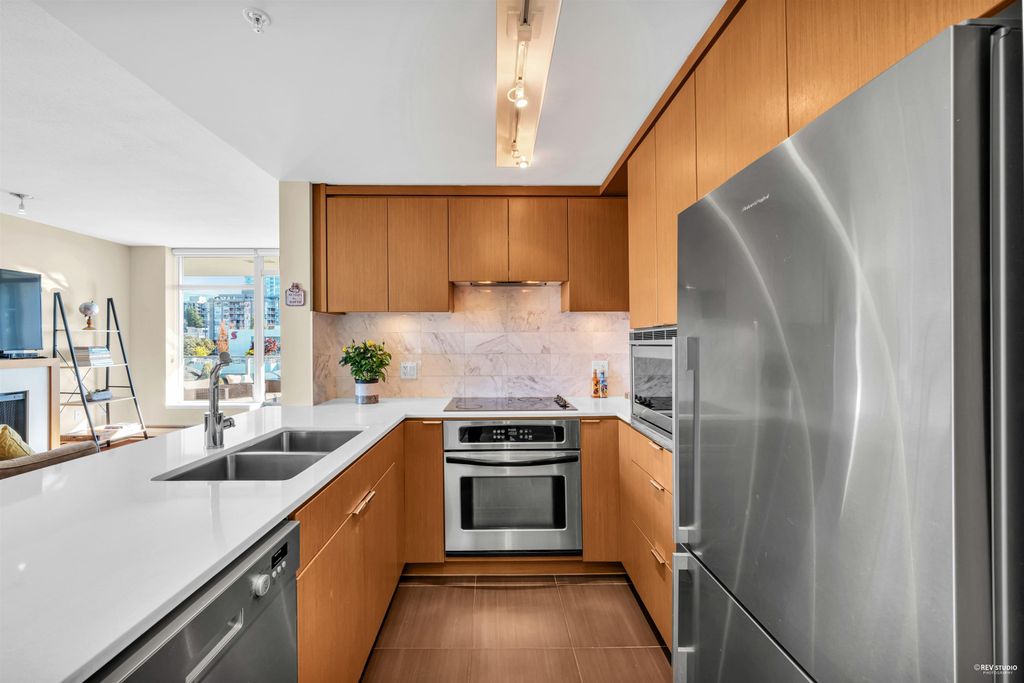 listing image 1107054473203220358