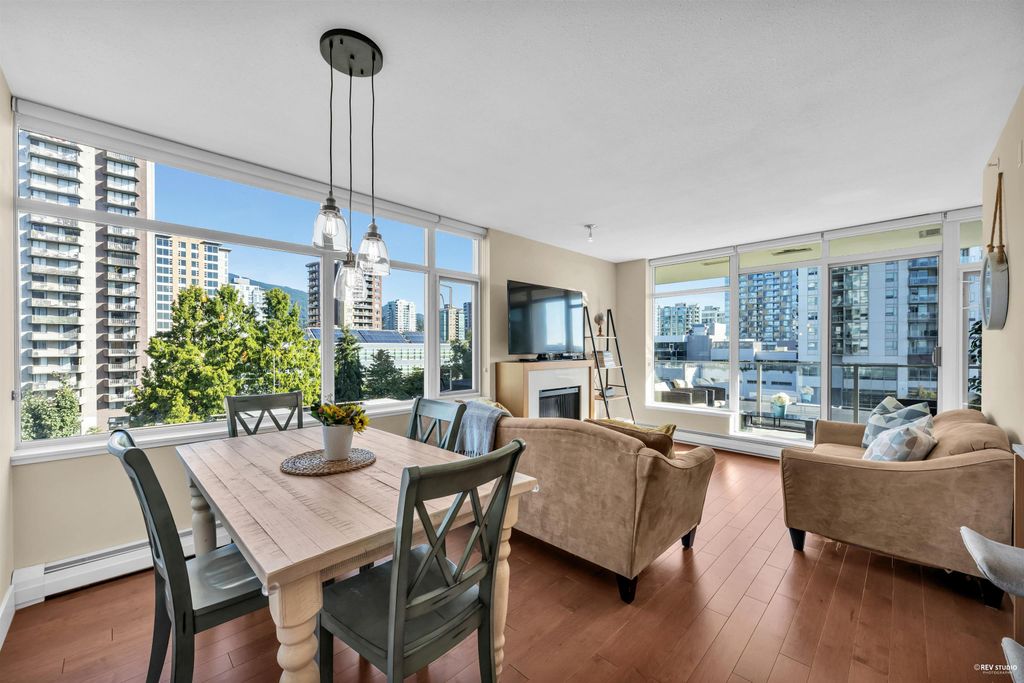 listing image 1106213766646182521