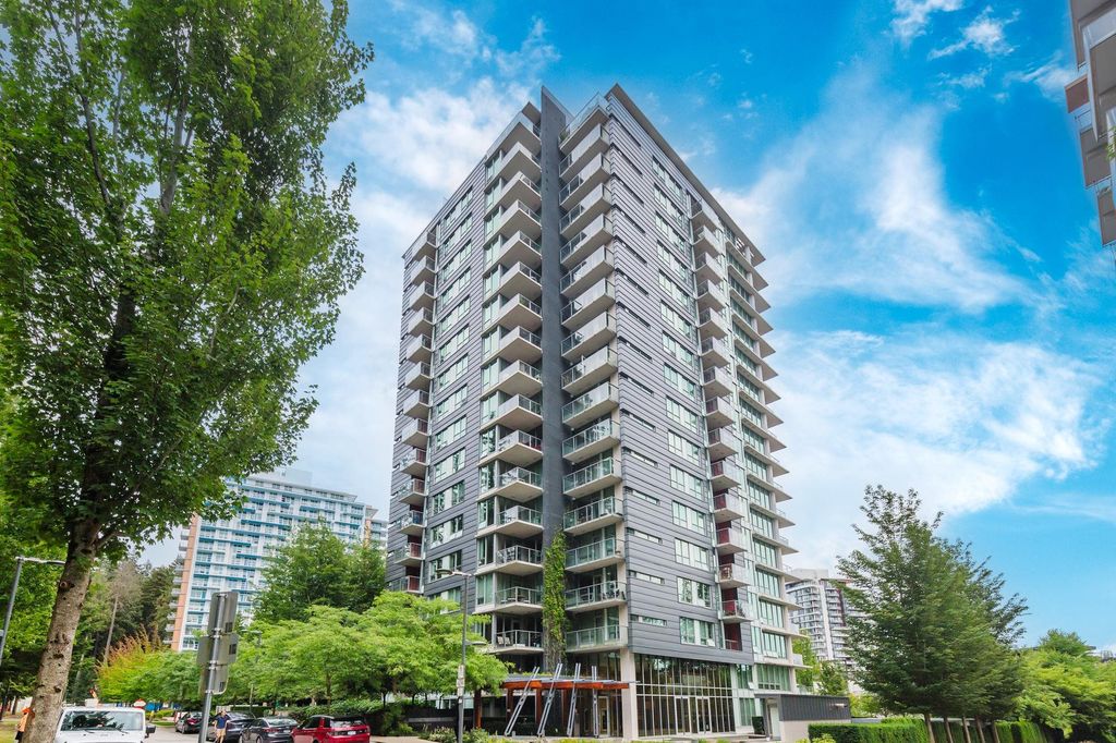 listing image 1104593407494044929