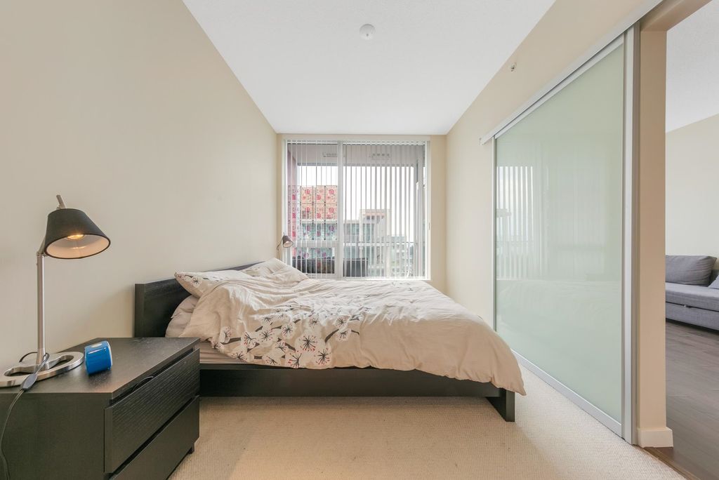 listing image 1101610762684961738