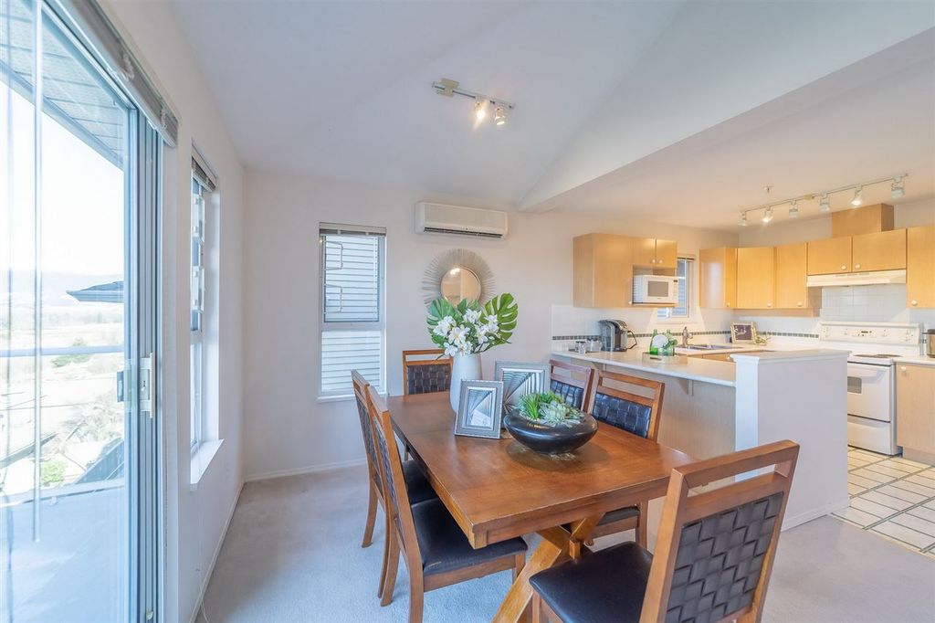 listing image 1103262803561418860