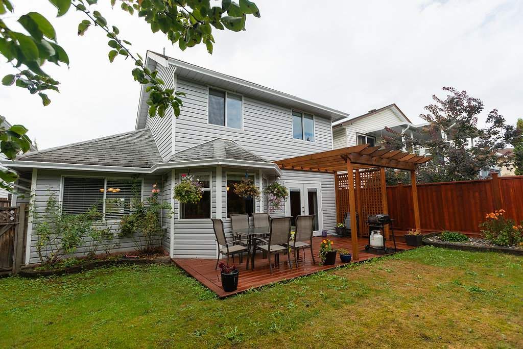 listing image 1101931852742223818