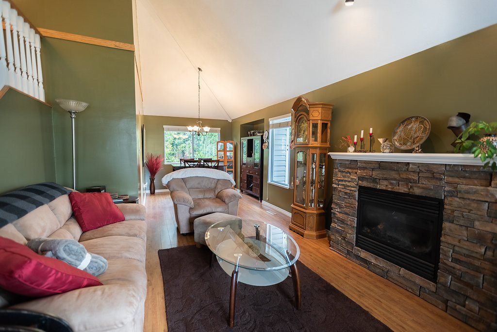 listing image 1100774395985518792