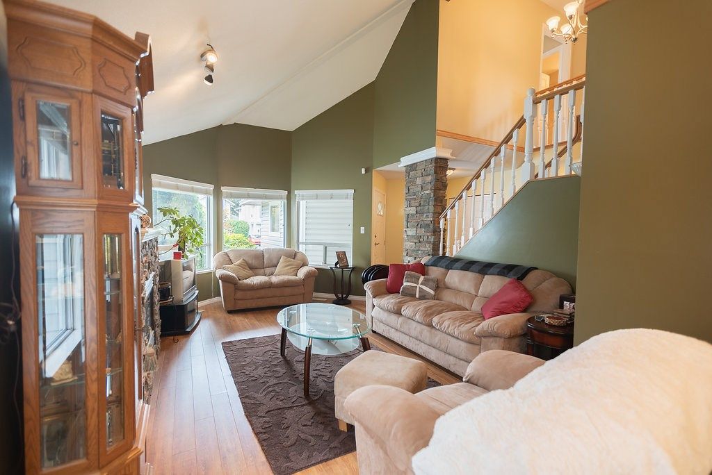 listing image 1100268927605536180