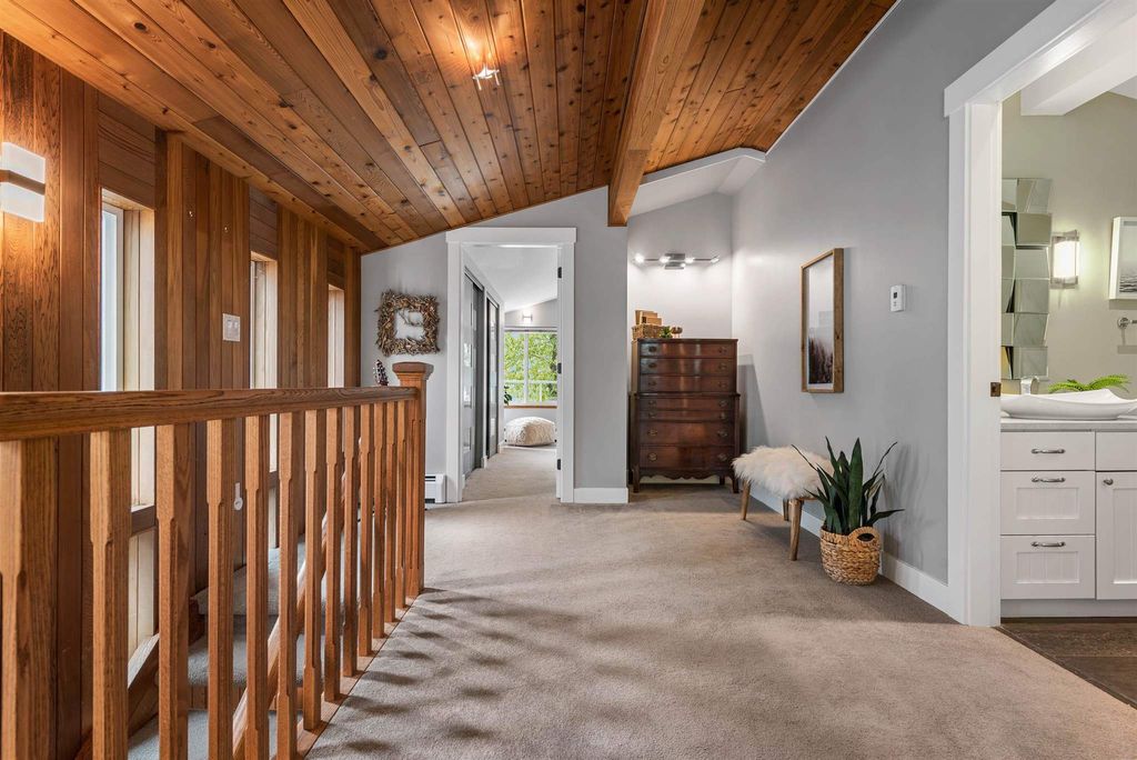 listing image 1109821581598802443