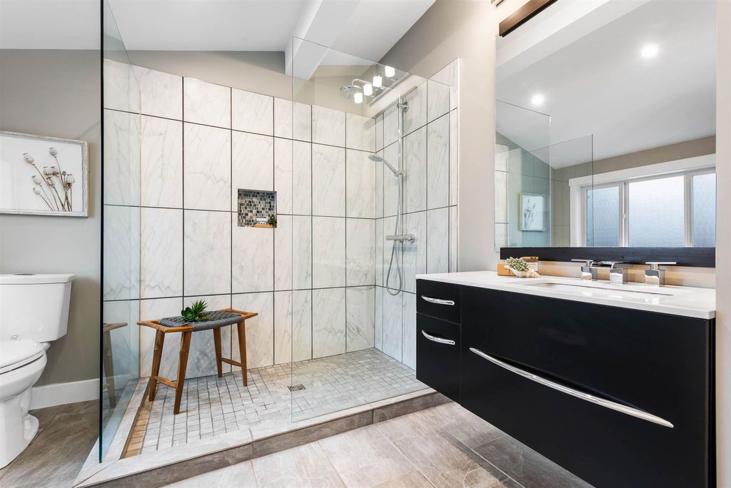 listing image 1101615302091983920