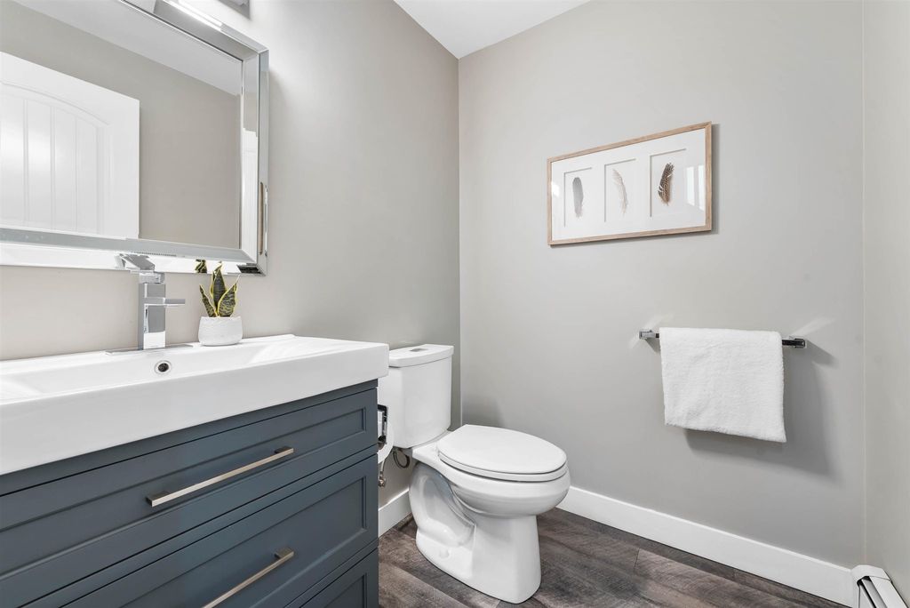 listing image 1104752963463833668