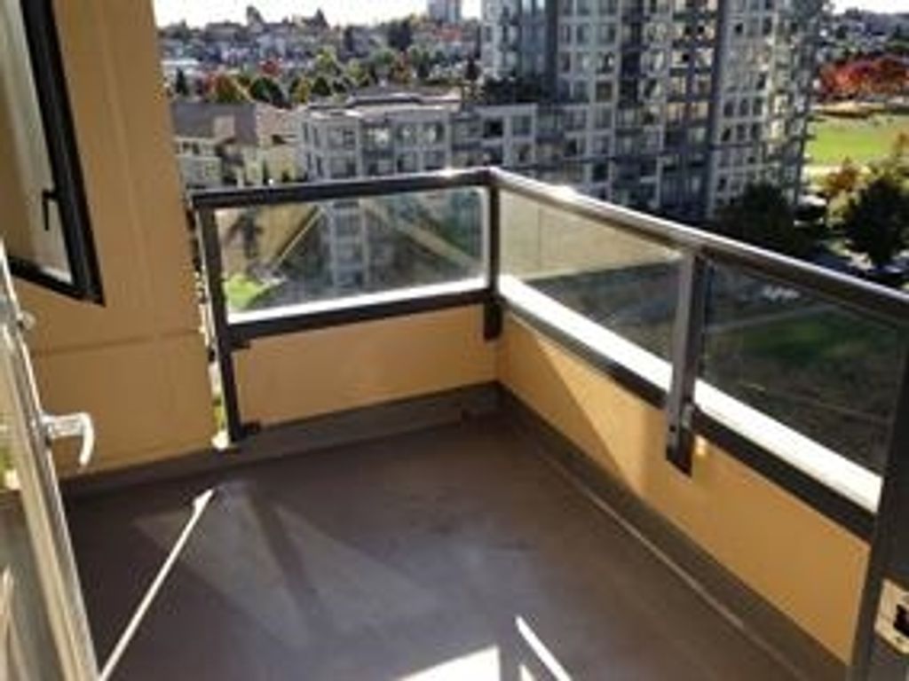 listing image 1109439600249785685