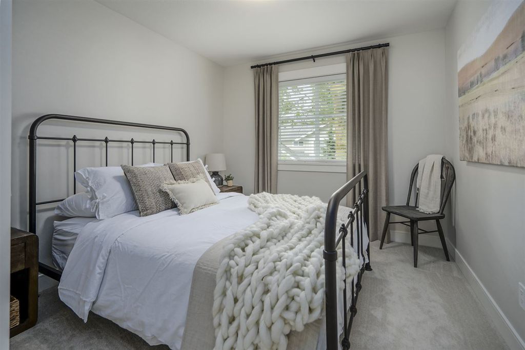 listing image 1107079420369446546