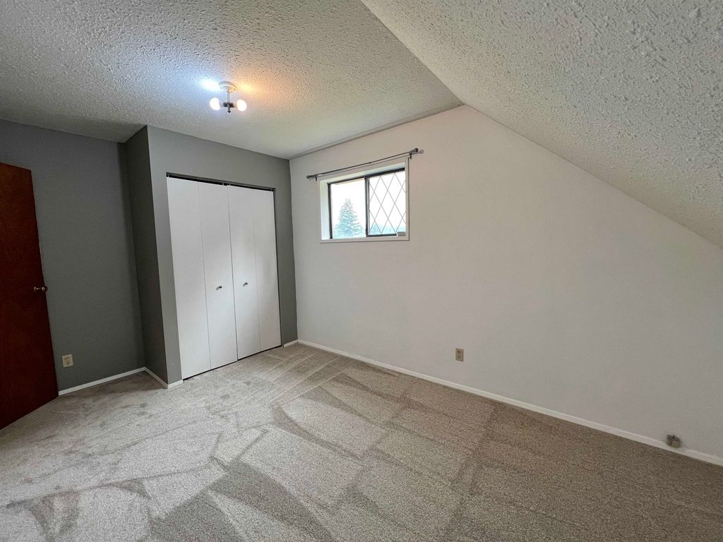 listing image 1109654476640784696