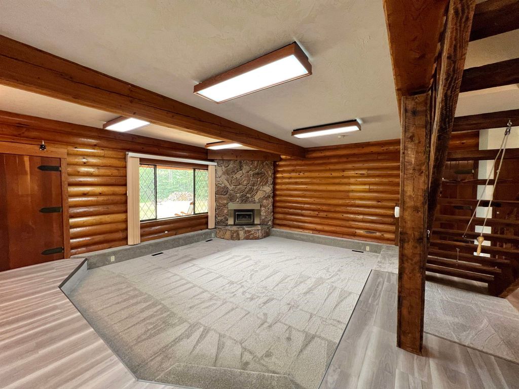 listing image 1102704222897709486