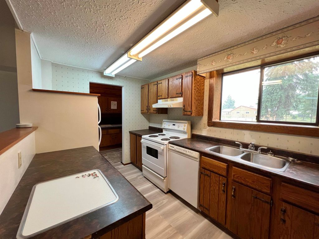 listing image 1102222403040360871