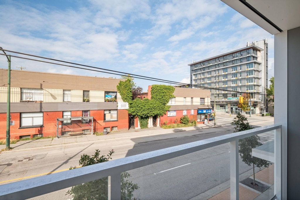 listing image 1108613795855021457