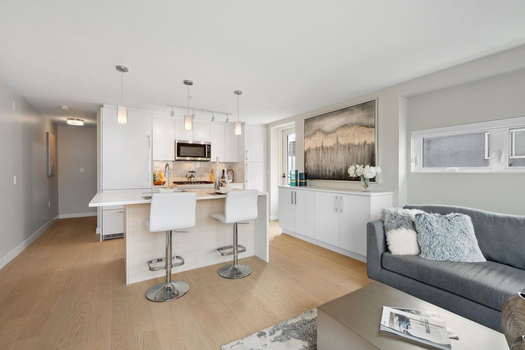 listing image 1101106763788839285