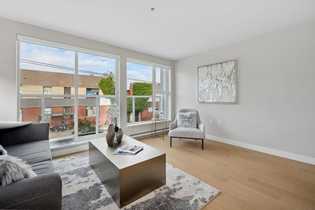listing image 1103863578044315042