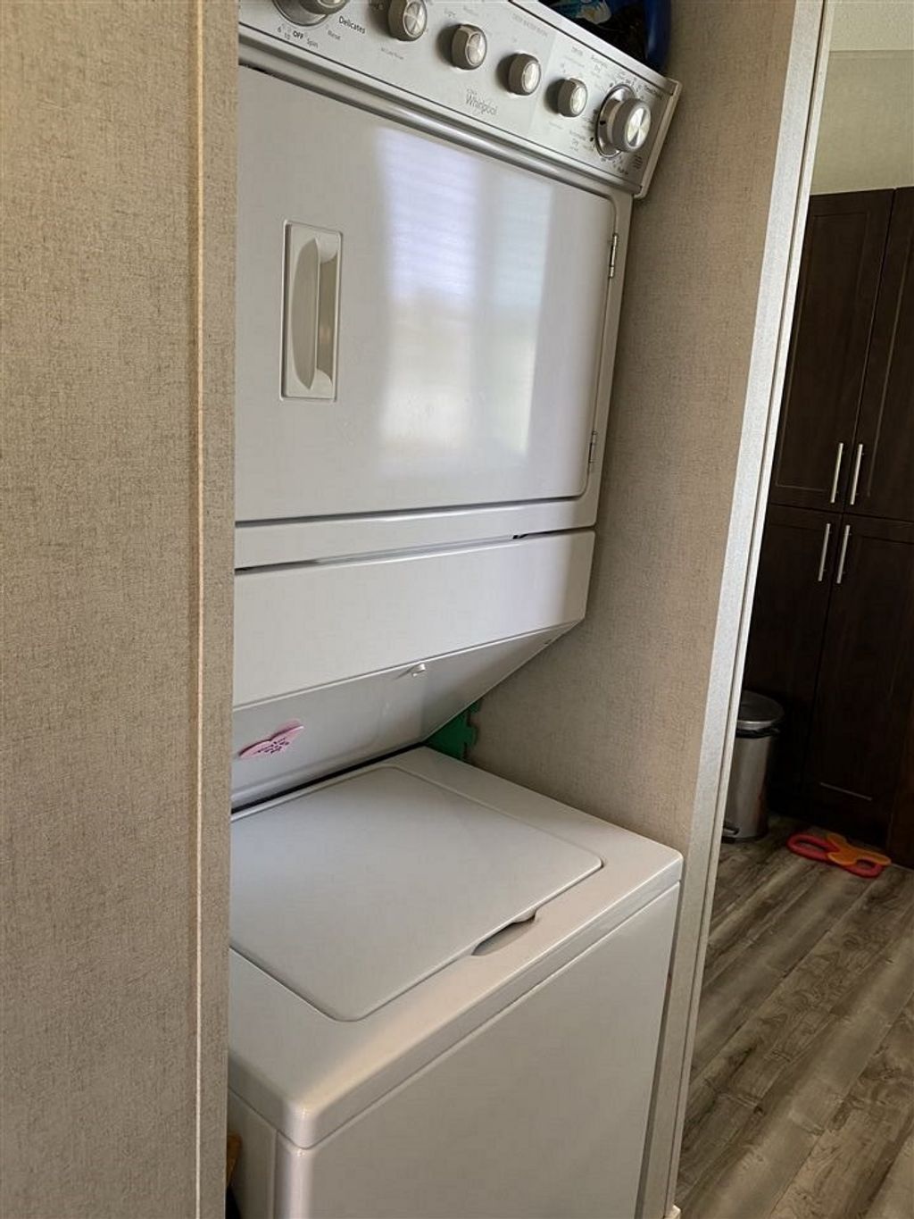 listing image 1107179933245045352