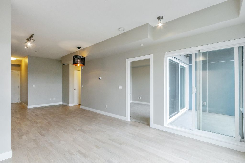 listing image 1106457352918888171