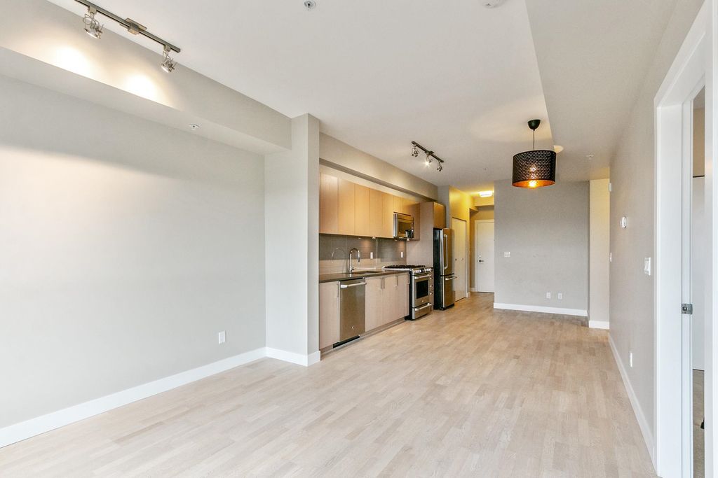 listing image 1101334551508079625