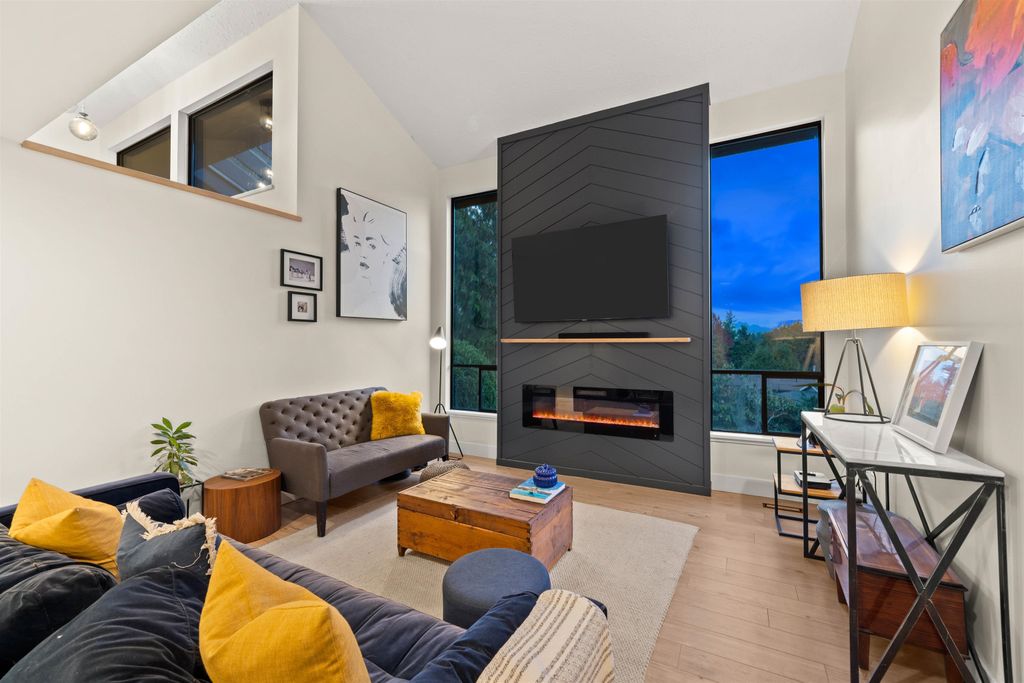 listing image 1101190815890766396