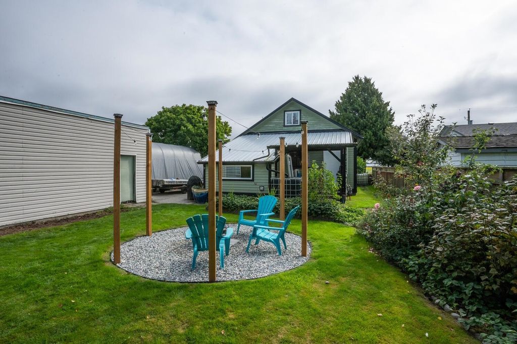 listing image 1106175954830880498