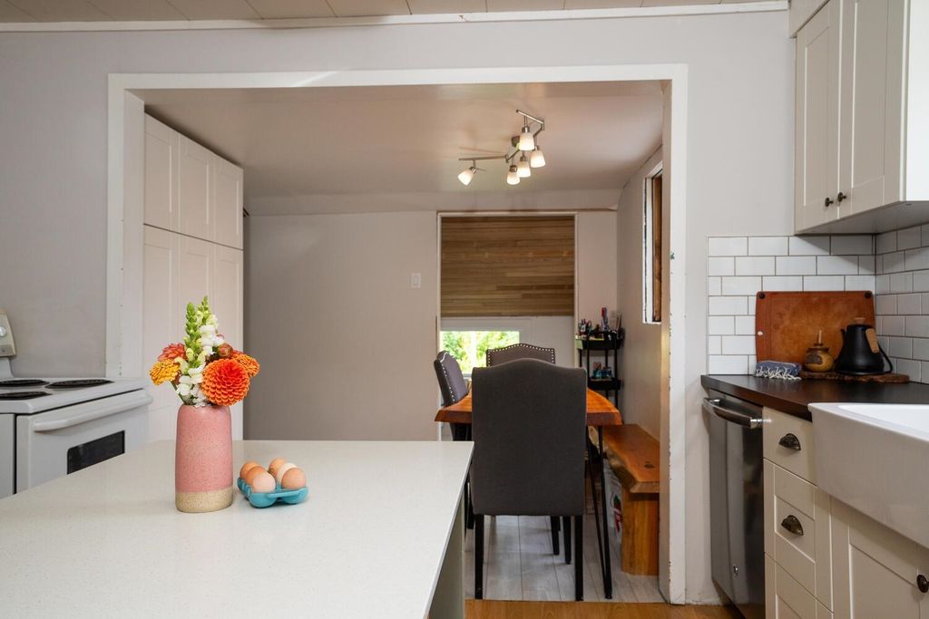 listing image 1109813573826511251
