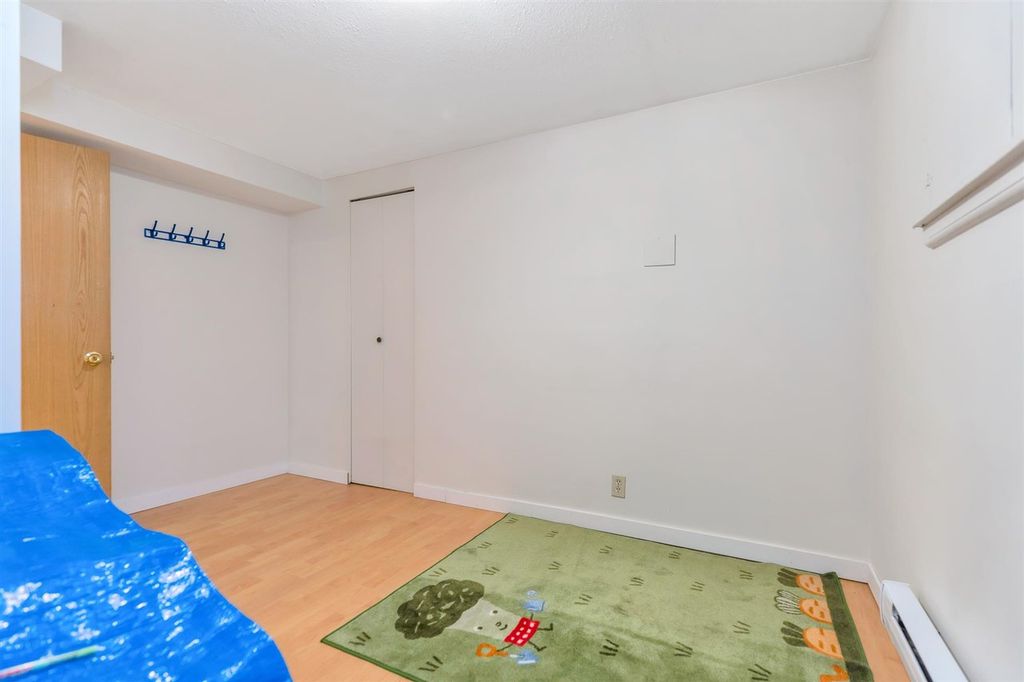 listing image 1109213444824372314