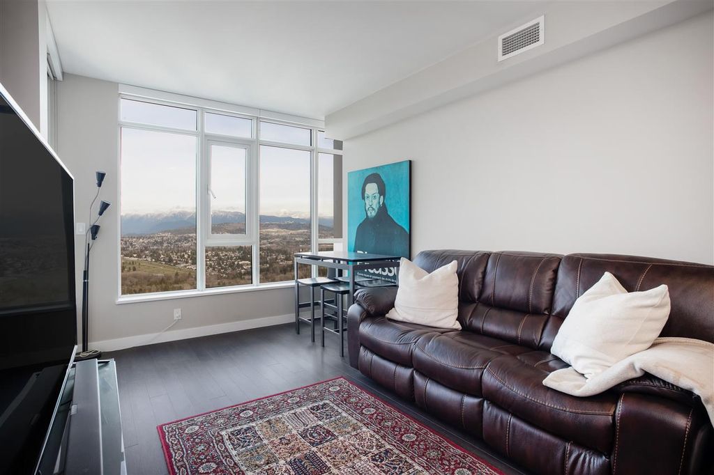listing image 1104955136632909262