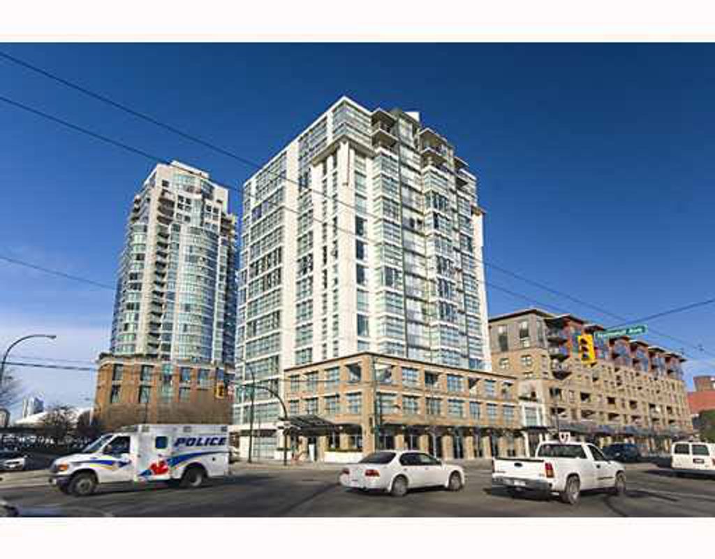 listing image 1109410992456750946