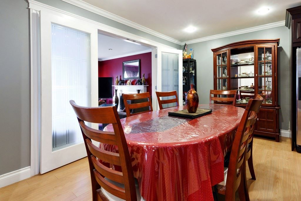 listing image 1106568472488250865