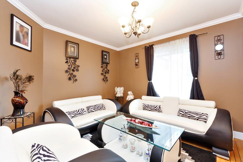 listing image 1106142964124396218