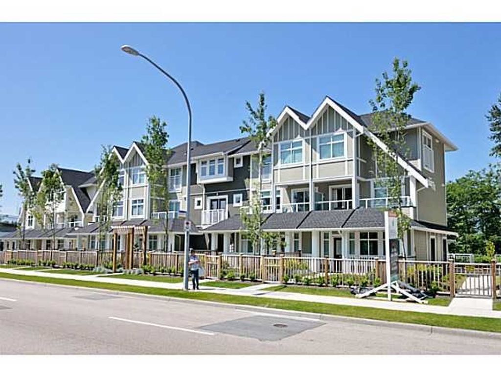 listing image 1102492256169067352