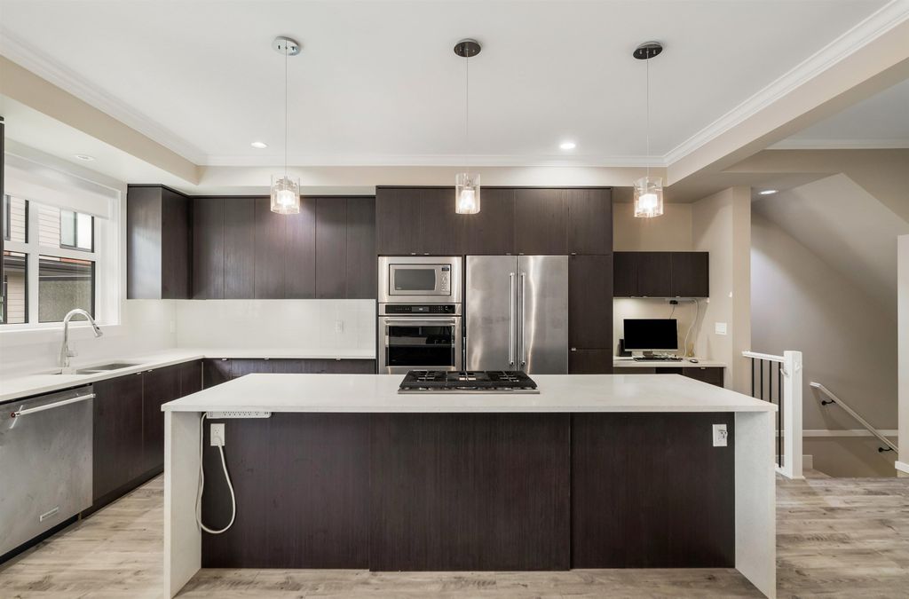 listing image 1105746249369713840