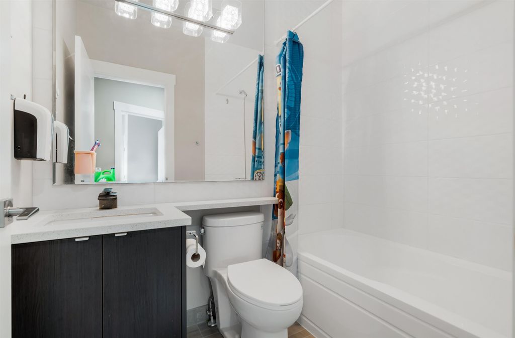 listing image 1102221720072440152