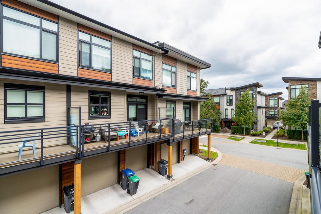 listing image 1105128865419485652
