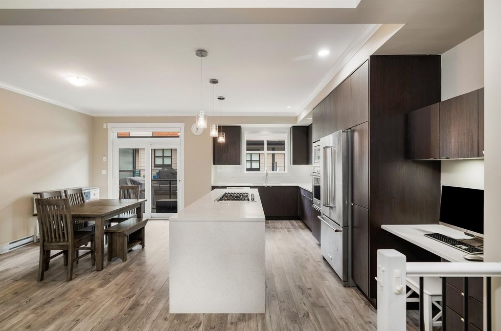listing image 1106625740841209247