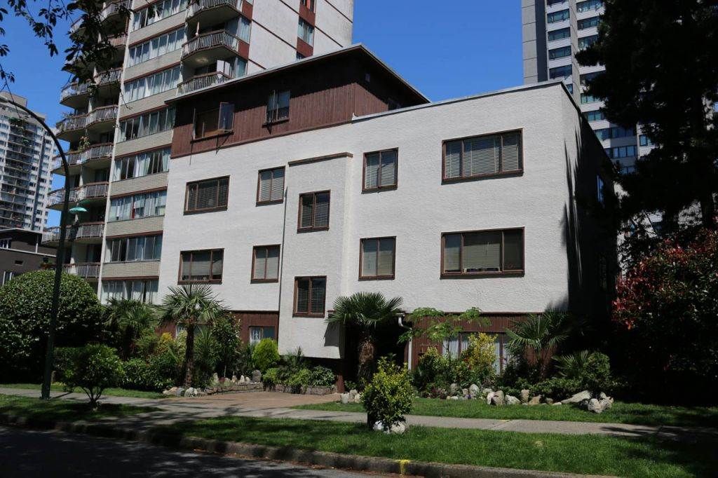 listing image 1102687399330915268