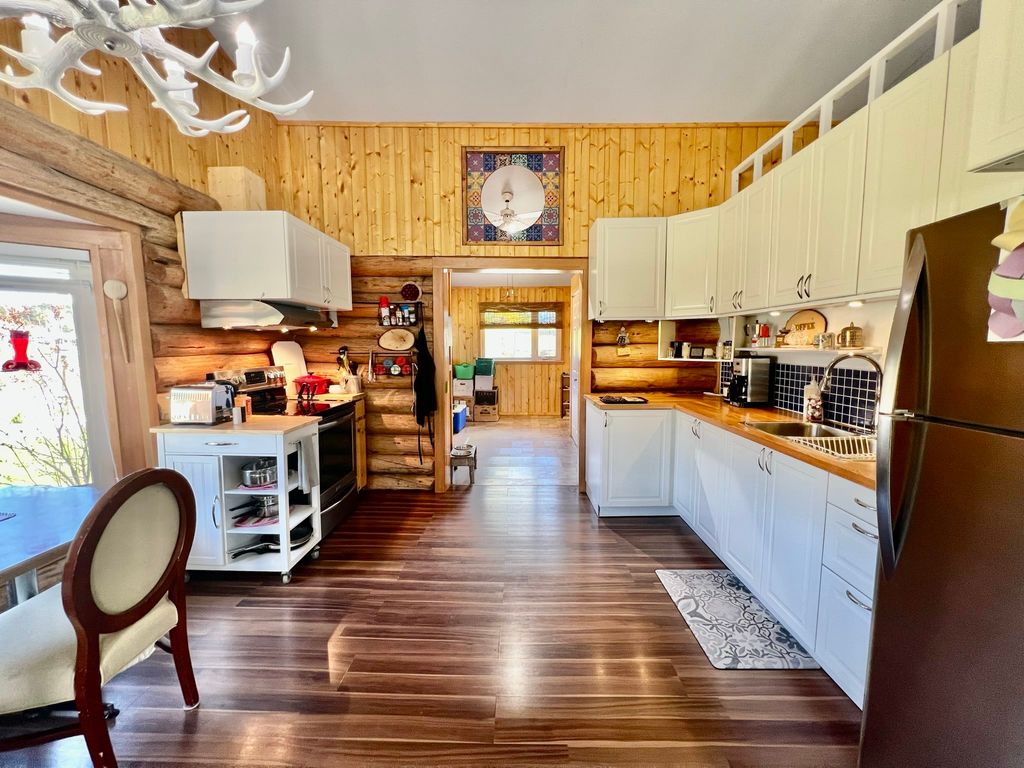 listing image 1100022369777579834