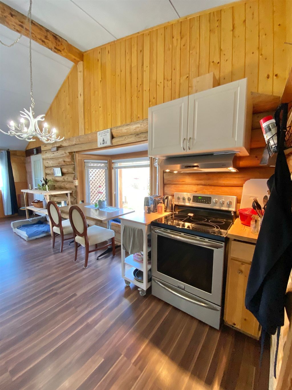 listing image 1100246707699628006