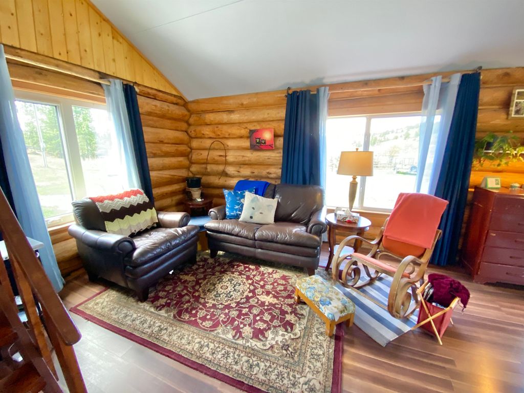 listing image 1100068798813029258