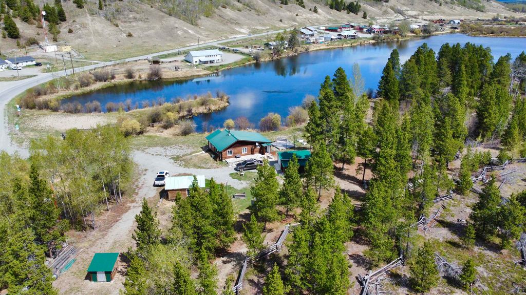 listing image 1106136441836339263