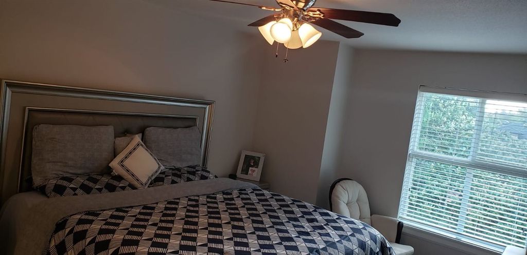 listing image 1103884759995814892