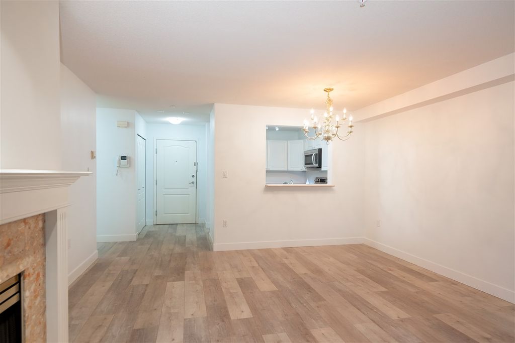 listing image 1101058642711708081