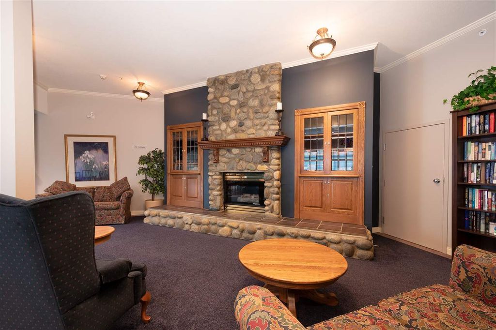 listing image 1100282156747928361