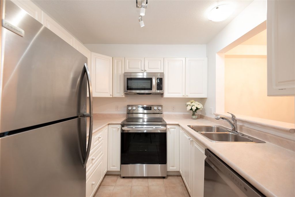 listing image 1108590645722620223