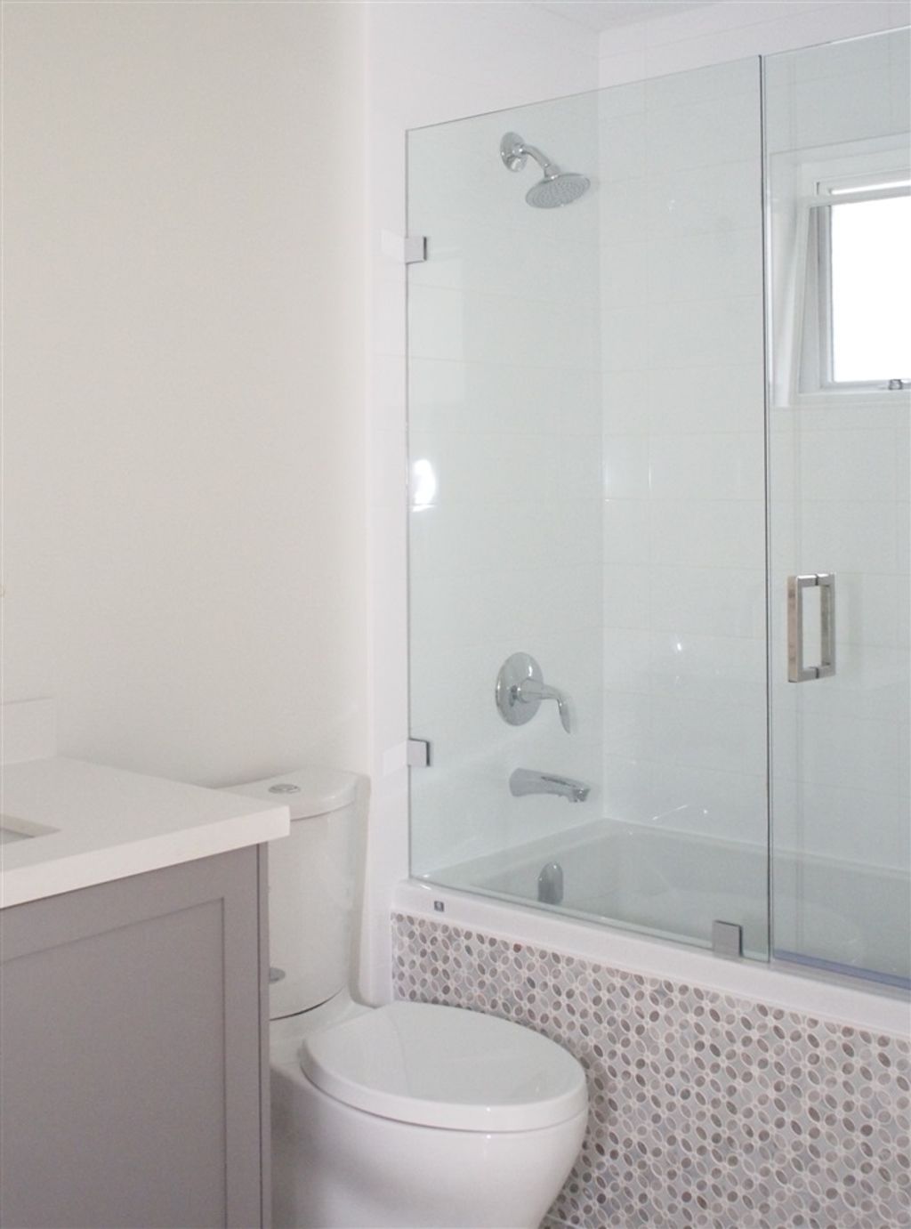 listing image 1104114103640573722