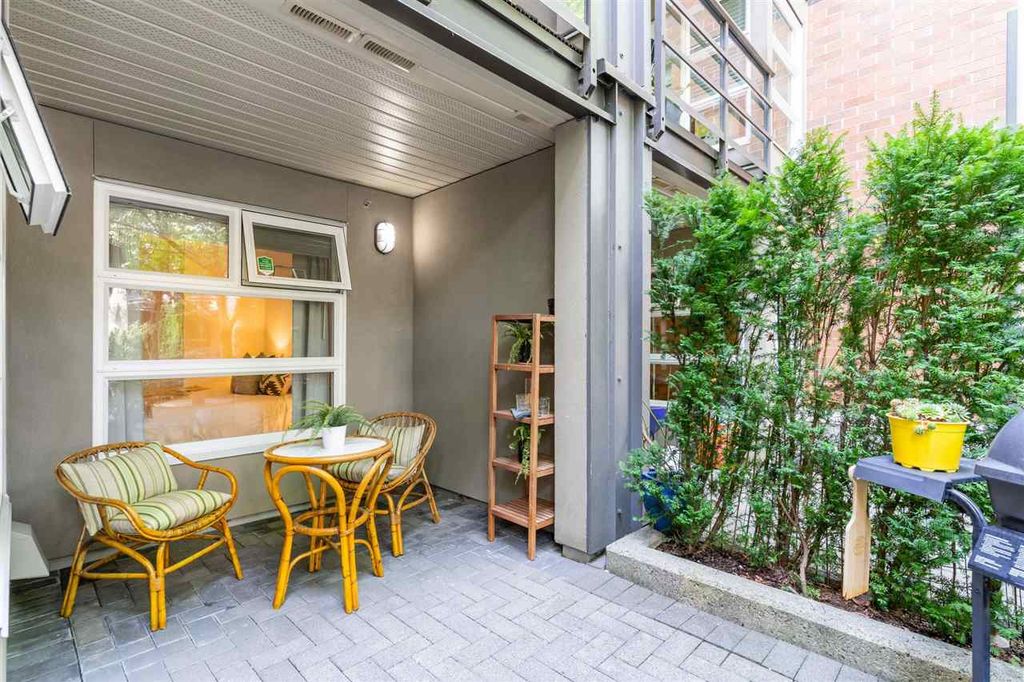 listing image 1108382602648435770